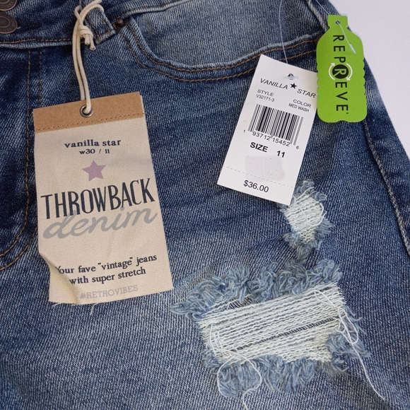 women's vanilla star shorts - Picture 4 of 6